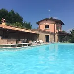 Agriturismo I Tassoni 팜스테이 파불로넬프리그나노