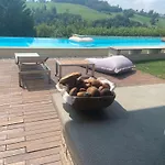 팜스테이 Agriturismo I Tassoni 파불로넬프리그나노