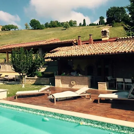 Agriturismo I Tassoni Фермерский дом