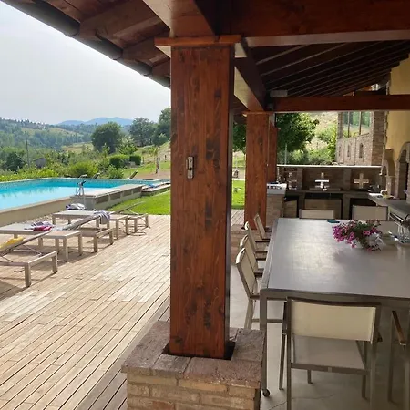 Agriturismo I Tassoni * Павулло-нель-Фриньяно