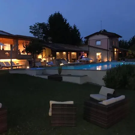 Agriturismo I Tassoni Bauernhof *