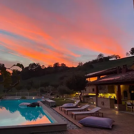 Agriturismo I Tassoni Фермерский дом