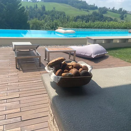 Фермерский дом Agriturismo I Tassoni Павулло-нель-Фриньяно