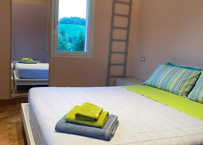 팜스테이 Agriturismo I Tassoni 파불로넬프리그나노