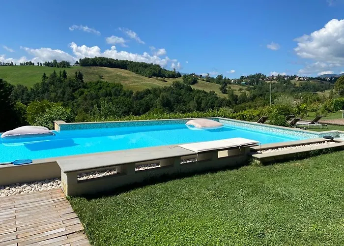 Agriturismo I Tassoni Farm stay *